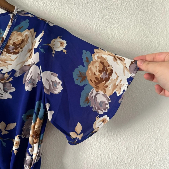 Wrap Top Blue Maximalist Floral Waist Tie Belt Sienna Sky Small Women’s Ruffle - Picture 6 of 14